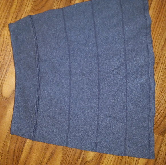 ATHLETA skirt. xxs - Picture 3 of 3